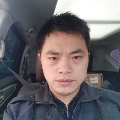 衣柜橱柜安装橡木衣柜门