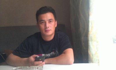 浴室柜九十多公分一个，镜子两个