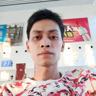 专业门窗安装打胶