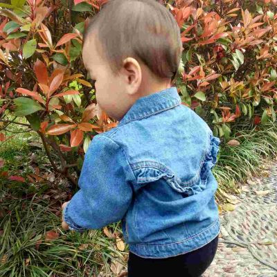 装修水电工人水电装修安装