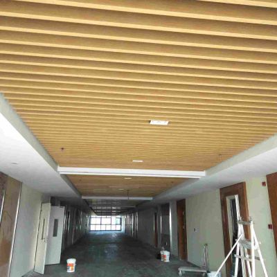 木地板吊顶装修木工