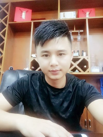 本人亲自施工，工程不转包，与客户现场沟通，尽量做到客户满意为止，施工质量一流，省去中间提成。