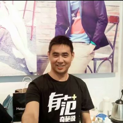 安装木工