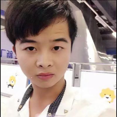 油漆室内装修刮腻子油漆油漆