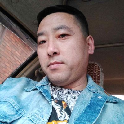 地板脚线安装地板脚线安装