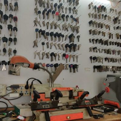 开锁汽车钥匙