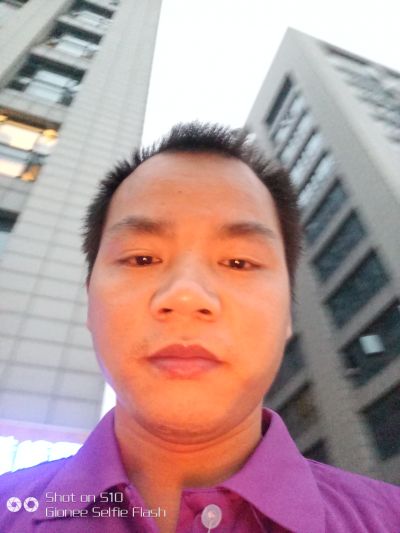 贴墙纸家具安装卫浴花洒