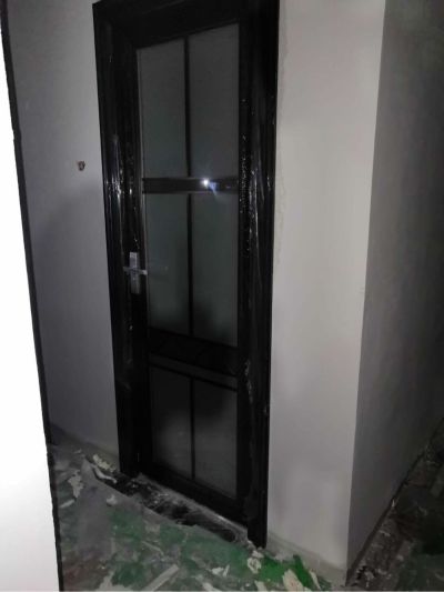 门窗安装门安装
