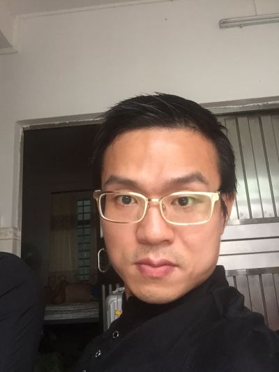 运垃圾拆墙