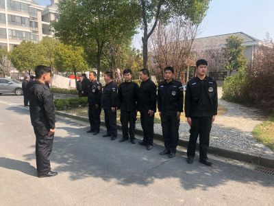 保安外包临保