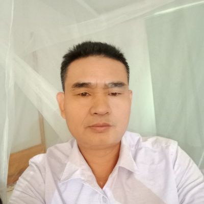 贴砖装修