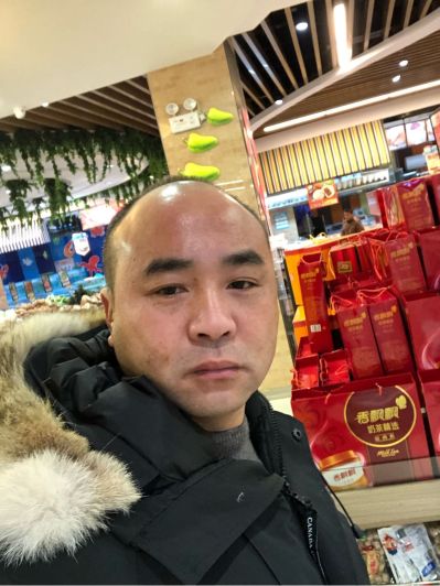 家具油漆修补家具美容师