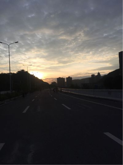 电脑监控车牌识别系统门禁楼宇