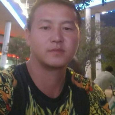 木工水电工做油漆刮墙