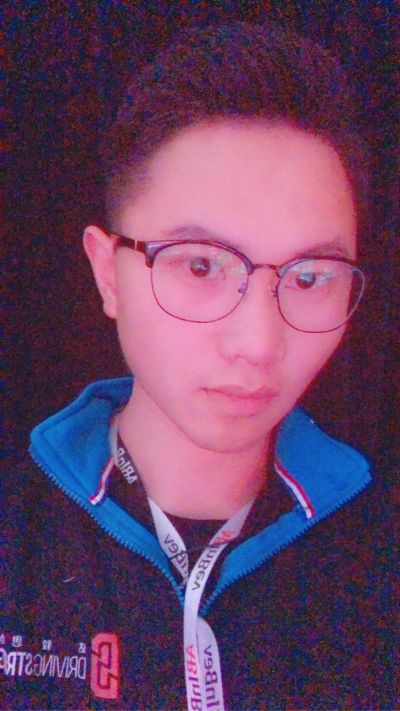 家具，门窗，地面等等全屋保洁;马桶及洗衣机水管安装