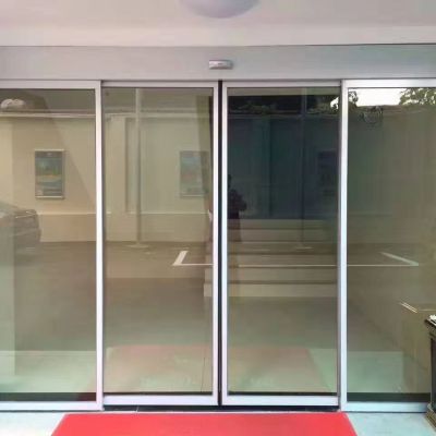 专业承接自动感应门、伸缩门、道闸、车牌识别、铝艺门、门禁、地弹簧门、医用门、等安装维修。