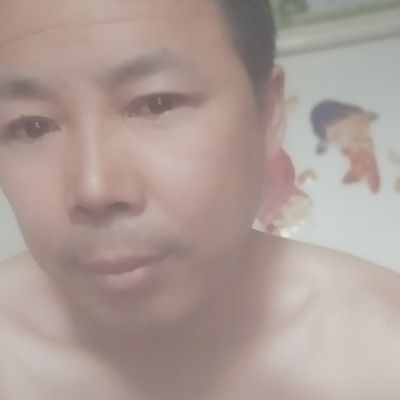 刮腻子