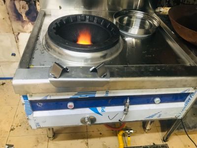 厨房燃料炉灶炉心维修厨房炉灶风机