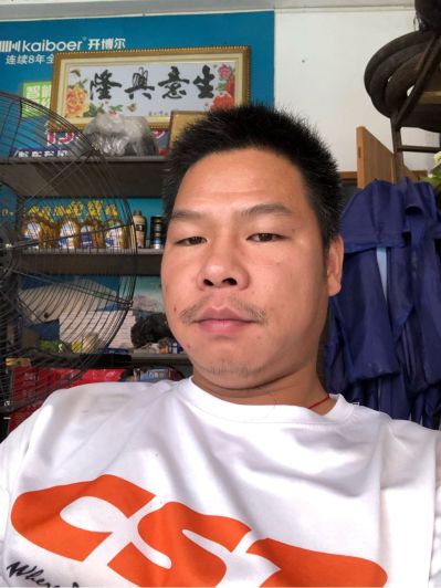 电车维修师傅