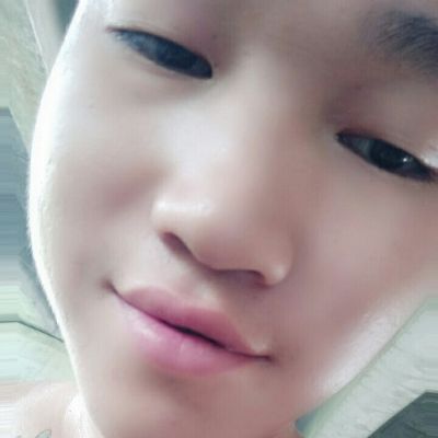 打地板刮塑搬运