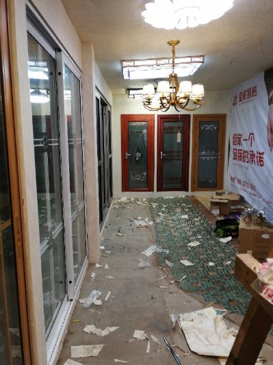 专业装门门类安装