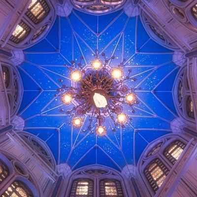 安装卫浴手摇晾衣架