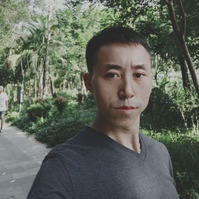 你好???? ，深圳金诺墙布地毯专业施工团队主要从事墙纸，墙布，无缝墙布，墙画，地毯，地胶板，方块毯，玻璃纸，木纹纸等铺贴，维修及免费上门测量尺寸等服务，本团队都是从业多年的专业师傅，施工经验丰富，保证质量。承接家装，酒店，宾馆，办公，店铺等大小工程，价格公道，期待为您服务。联系电话16625114003