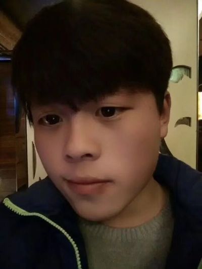 装修刮腻子