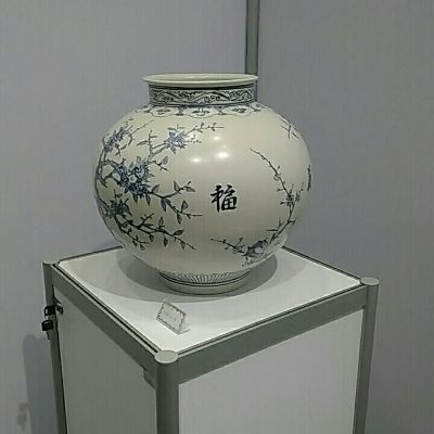 贴墙布