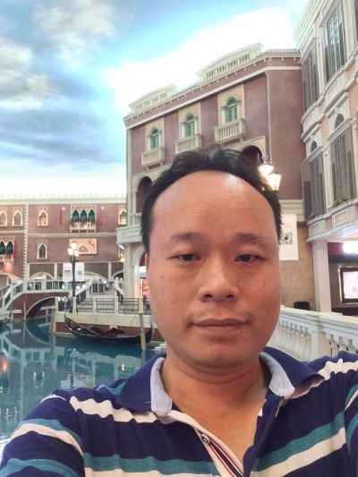 灯具安装清洁水晶灯饰安装
