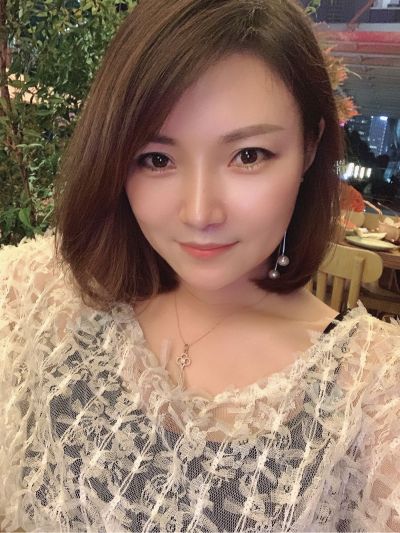 美心木门销售