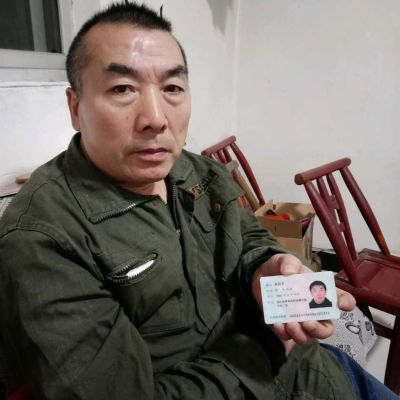 安装衣架卫浴