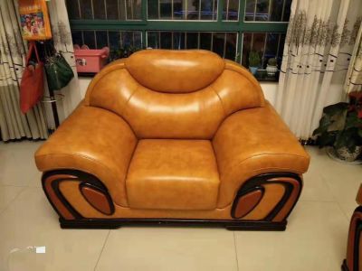 贵妃椅加双人位，换仿皮，价格2300左右的联系，要求7号之前完工，本人开网店，合作顺利的话，杭州地区可以长期合作