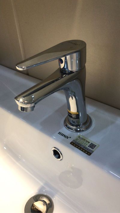 专业安装卫浴专业安装卫浴专业安装灯饰专业维修家装