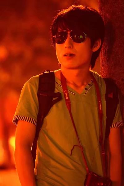 80公分道宽环形跑道完工，师傅技术杠杠的