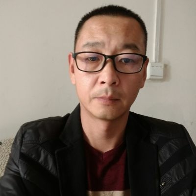 【家具维修翻新一站式服务】 专业中高端家具维修服务，解决商家和客户一切顾虑及售后问题。服务对象：一、建材家具店、楼梯店，KTV、个体、宾馆、酒店、美容院、网吧、企事业单位的沙发、椅子、床头翻新、维修、等一切问题。 二：各种高档实木、古典红木家具维修、补漆.打蜡.保养等，木地板维修补漆、打蜡、抛光 。各种售后服务。三，各种陶瓷卫浴修复。四：各种皮革转椅、沙发划伤掉色修复，清洗.保养等 。 丰富的经验、过硬的技术，合理的价格，提供开封市区五县一郊内免费上门服务。13683789892