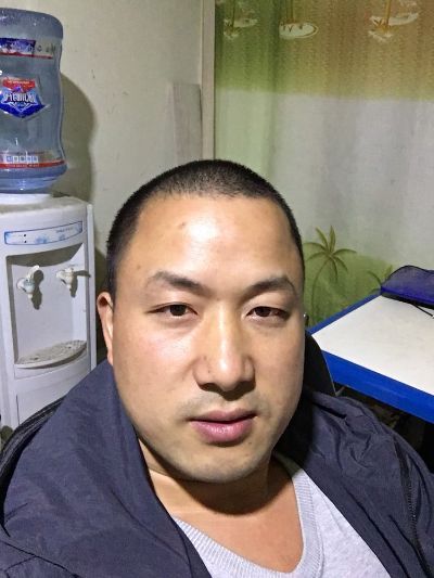 贴砖砌墙泥工打杂