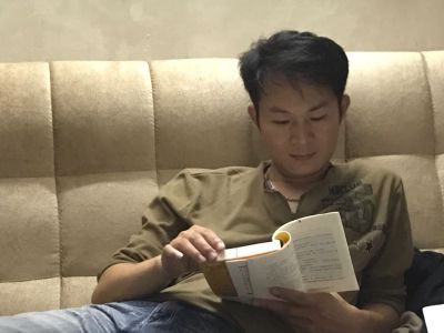 安装柜子安装柜子