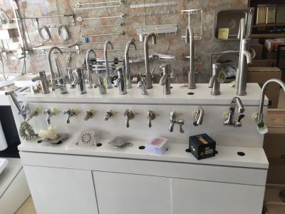 安装卫浴灯具维修淋浴卫浴橱柜