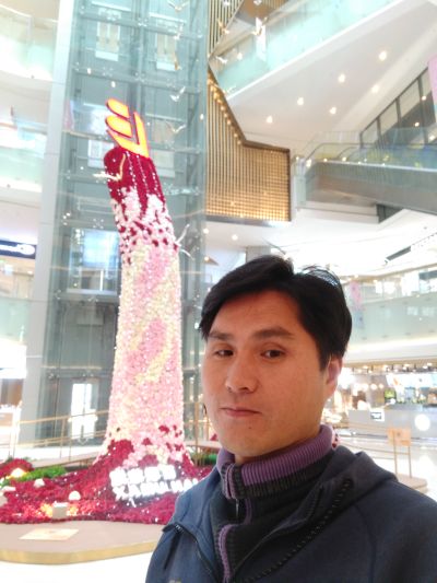 家用电器清洗打墙开线槽