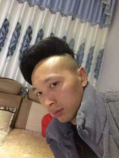 安装门锁