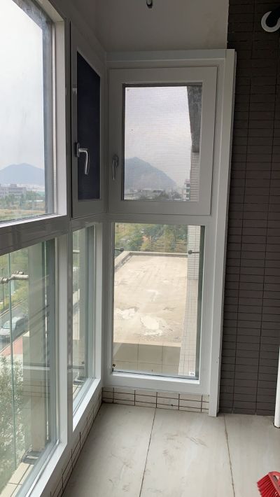 铝合金门窗