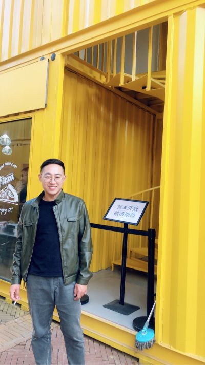 装修工长美缝