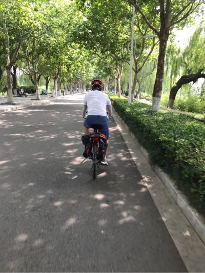 水电打墙孔