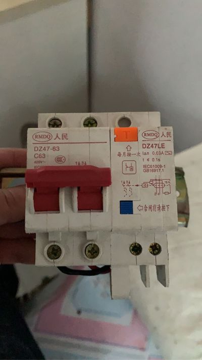 查线路安灯具查线路