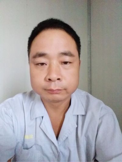 家用电器维修净水安装快递小哥