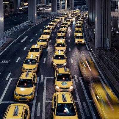 钢筋工开车