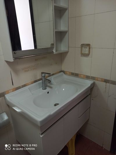 家具，卫浴，凉衣架等