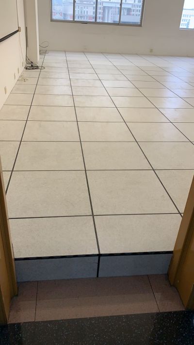 安装静电地板安装静电地板无