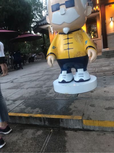 安装衣柜酒柜